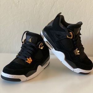 Air Jordan 4 Retro